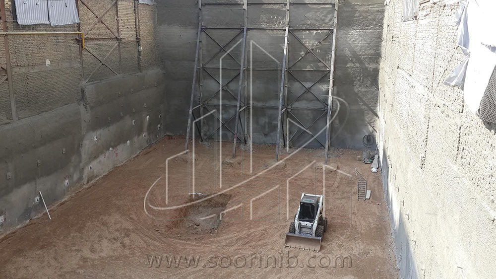 عملیات گودبرداری و تثبیت و پایدارسازی دیواره­های گود به روش اجرای نیلینگ و انکراژ