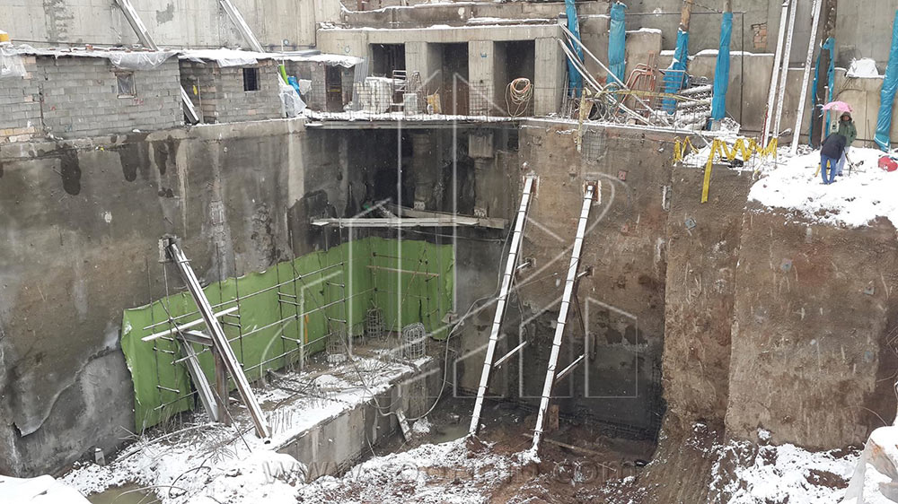 عملیات گودبرداری و تثبیت و پایدارسازی دیواره­های گود به روش اجرای شمع بتنی و سازه نگهبان خرپایی